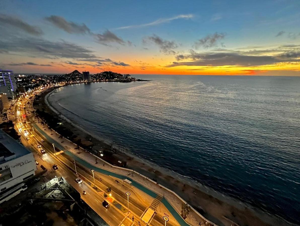Appartamento Sunset View Malecon 1404 Vista Panoramica Al Mar Mazatlán Esterno foto