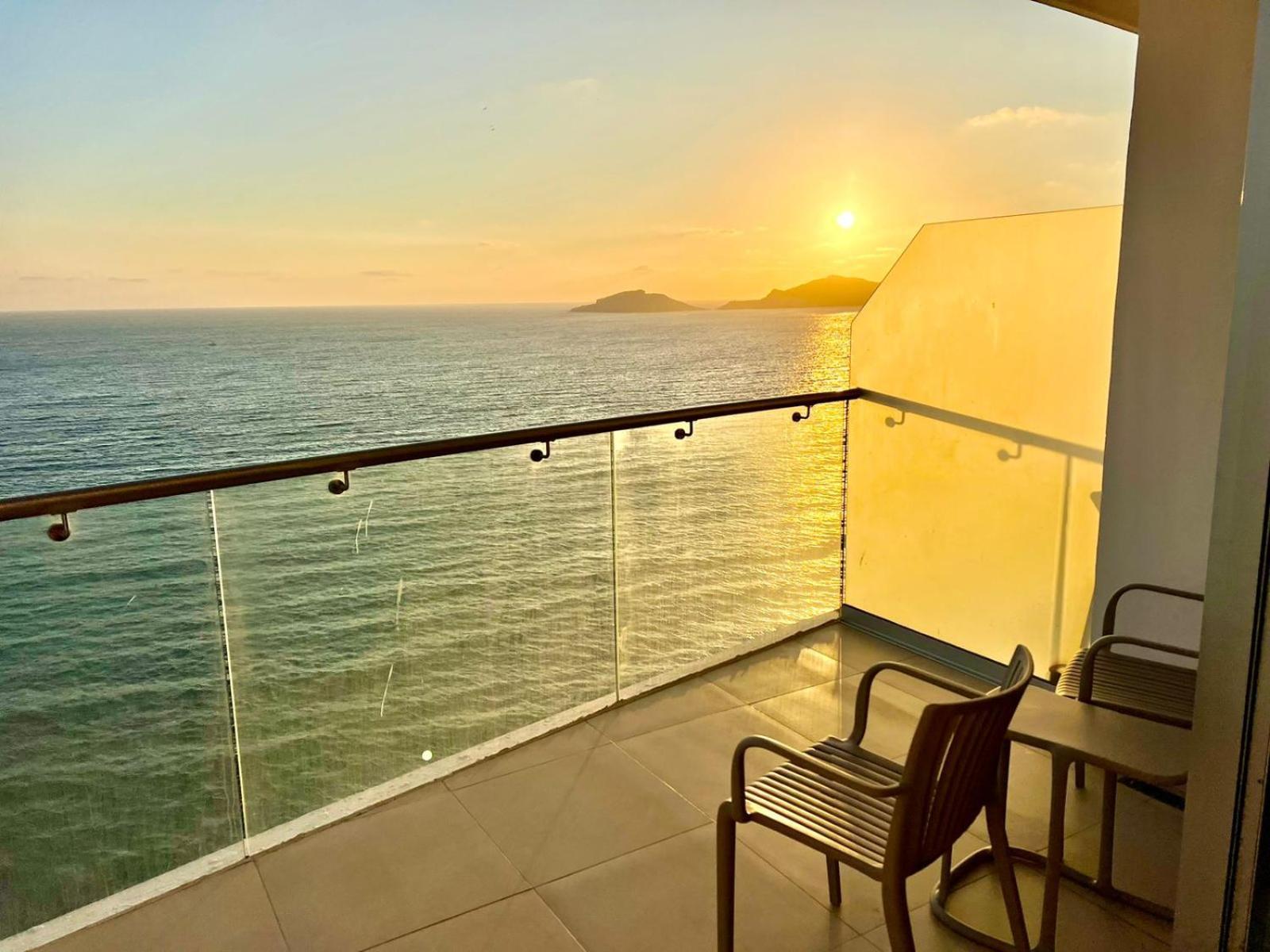 Appartamento Sunset View Malecon 1404 Vista Panoramica Al Mar Mazatlán Esterno foto