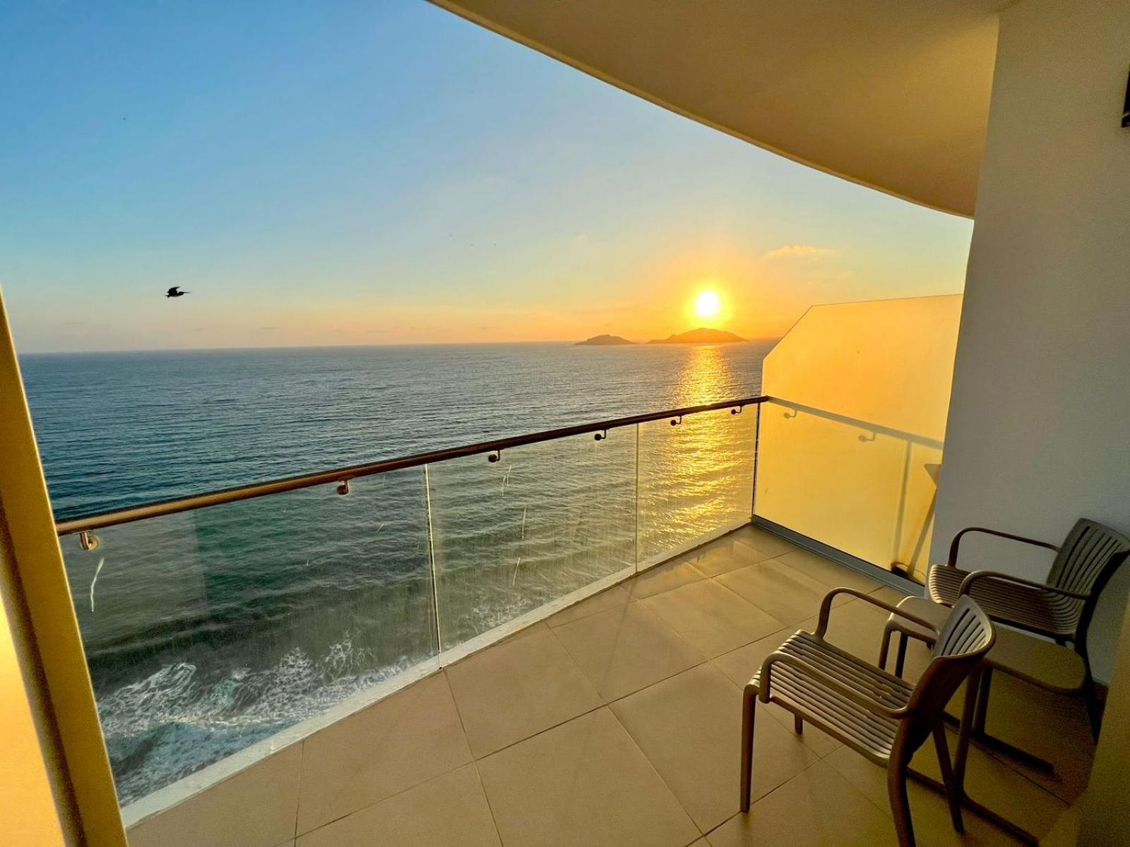 Appartamento Sunset View Malecon 1404 Vista Panoramica Al Mar Mazatlán Esterno foto